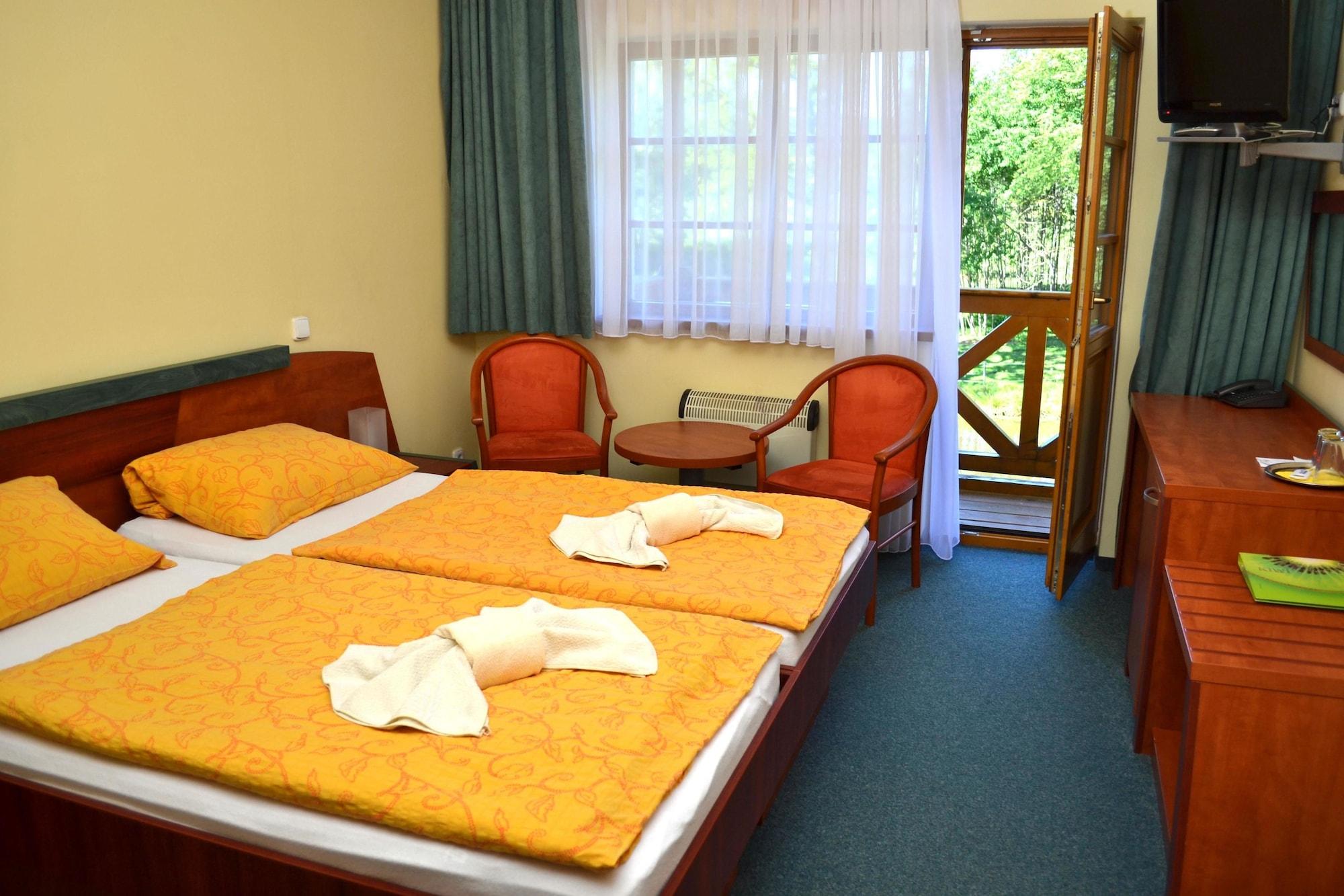 Hotel Resort Stein Cheb Kültér fotó