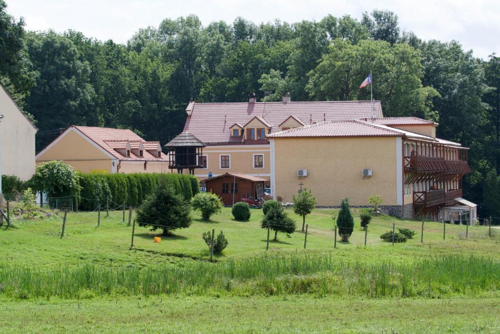 Hotel Resort Stein Cheb Kültér fotó