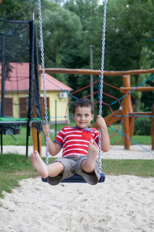 Hotel Resort Stein Cheb Kültér fotó