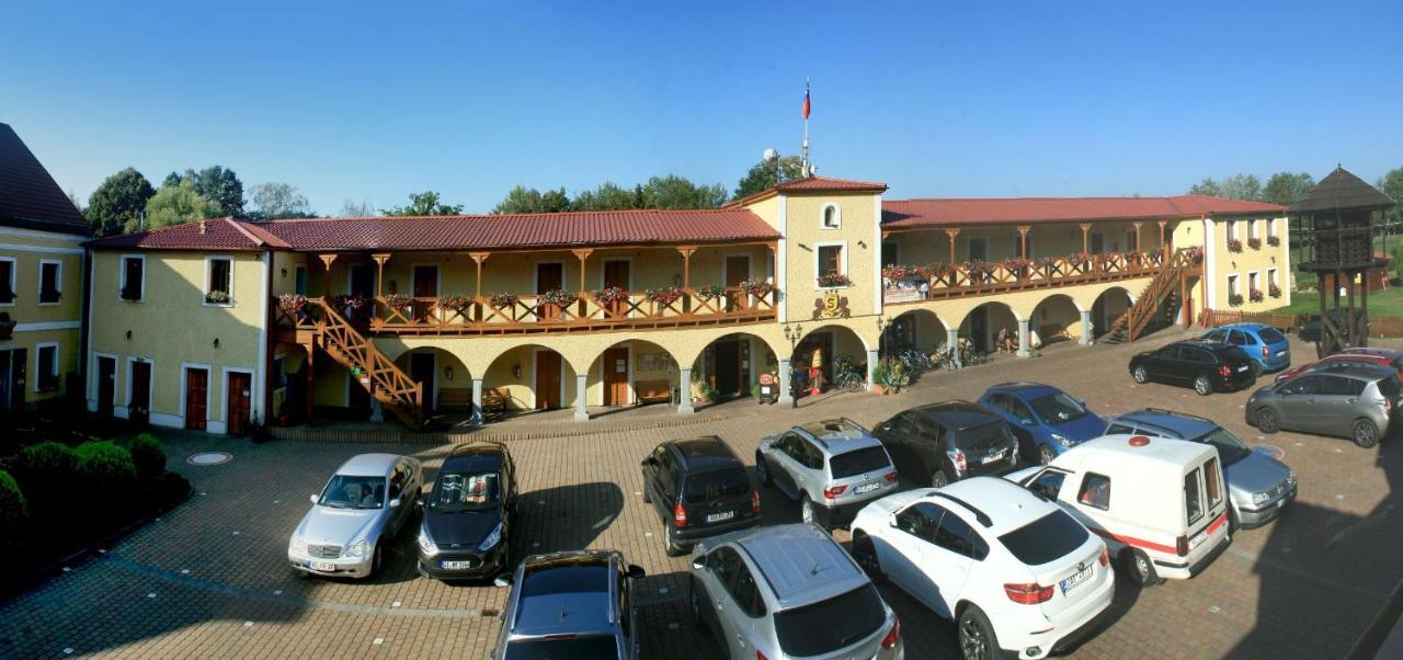Hotel Resort Stein Cheb Kültér fotó