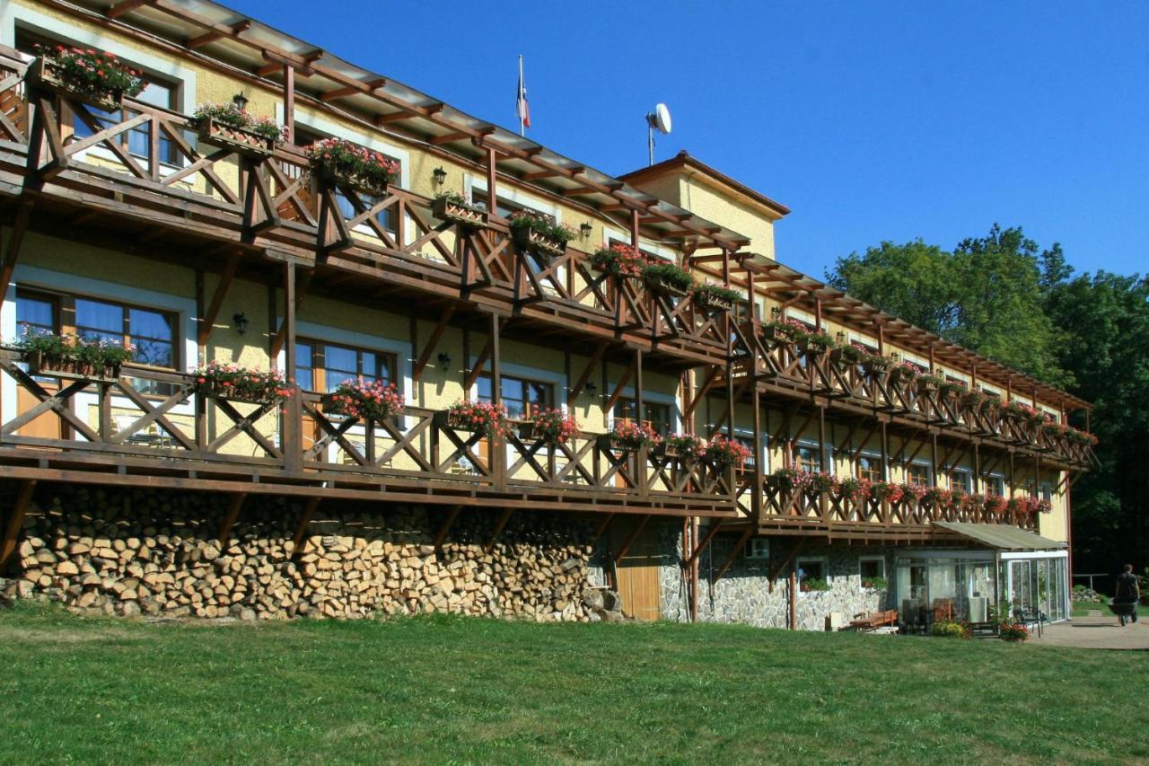 Hotel Resort Stein Cheb Kültér fotó